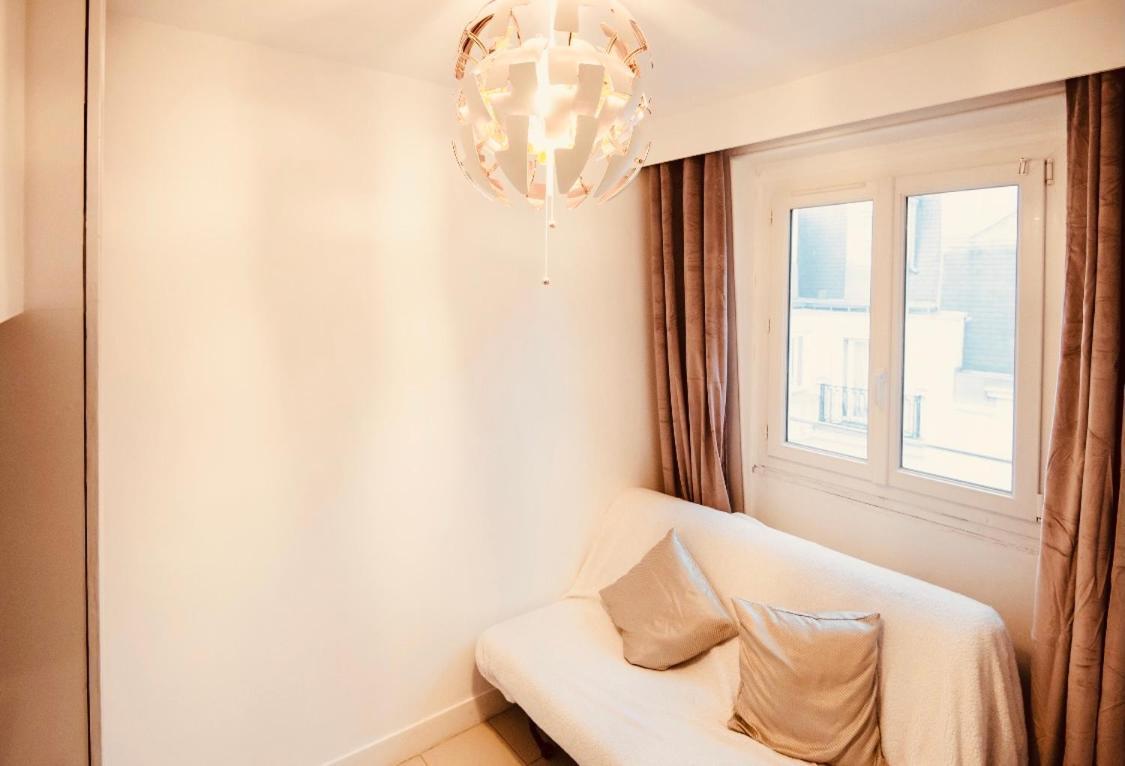 Fully Equipped Studio In The Heart Of Paris - Area Champs Elysees Экстерьер фото